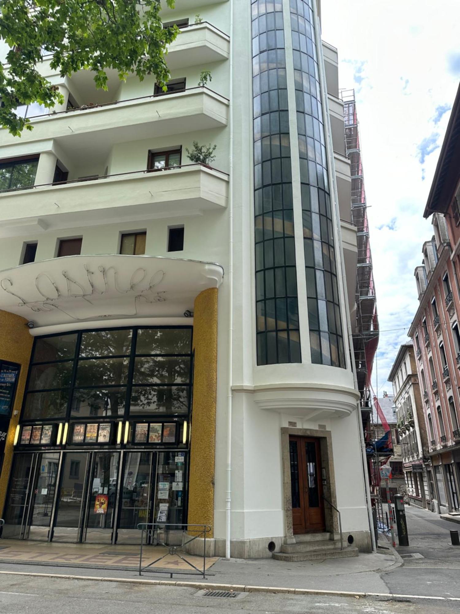 Ma Terrasse Sur Le Musee Apartment Chambery Bagian luar foto